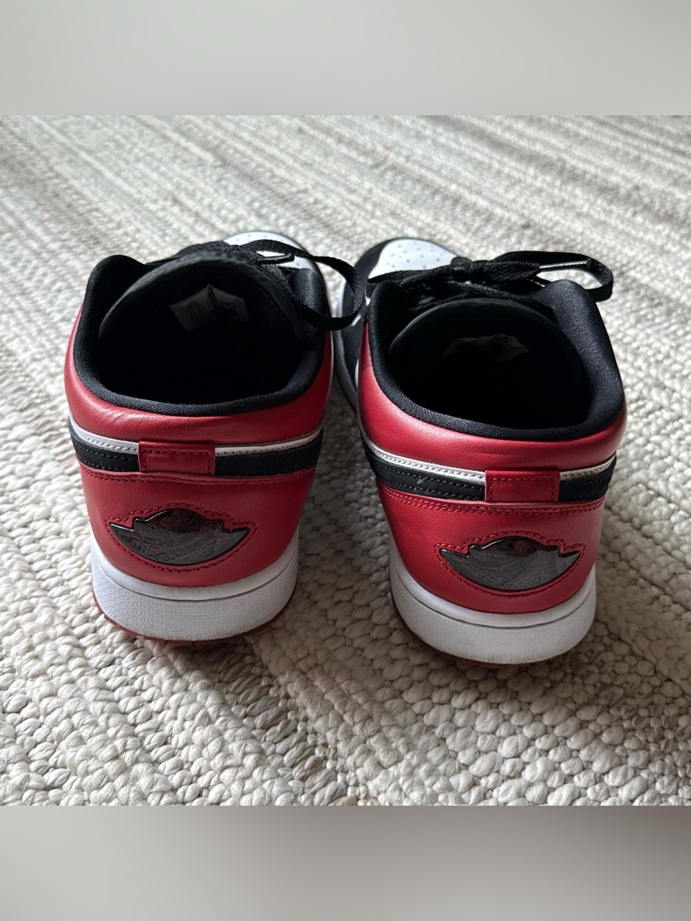 Nike Men's Sneakers Black White Red Low-Top - Picture 3 of 14